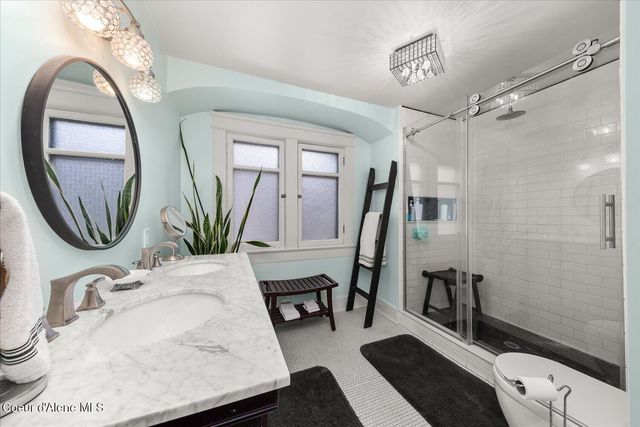 504 First St, Wallace, ID 83873