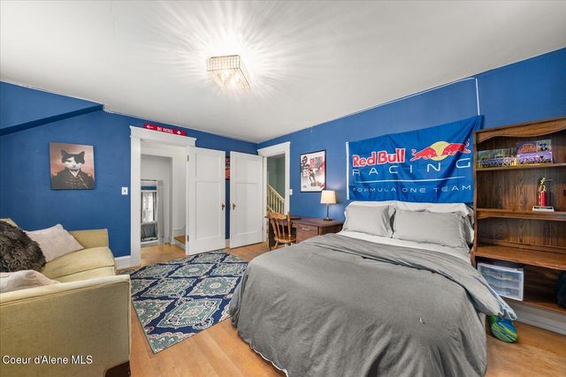 504 First St, Wallace, ID 83873