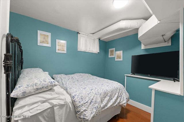 504 First St, Wallace, ID 83873