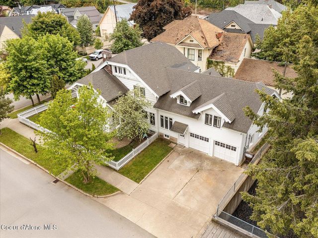 504 First St, Wallace, ID 83873