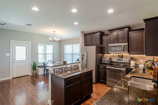 1227 Emerald Gate Drive, Temple, TX 76502