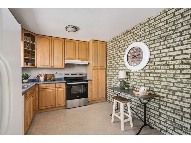 1121 Ponderosa Dr, Fort Collins, CO 80521