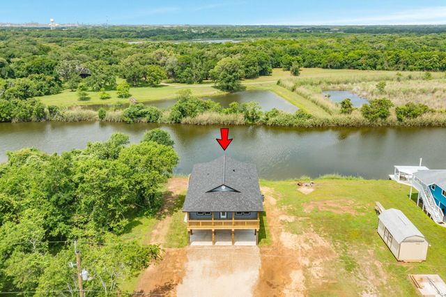 1738 Duncan Drive, Oyster Creek, TX 77541