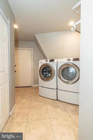 811 CEDAR AVE, Essex, MD 21221