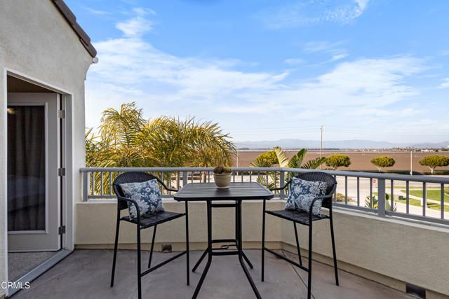 4282 Tradewinds Drive, Oxnard, CA 93035