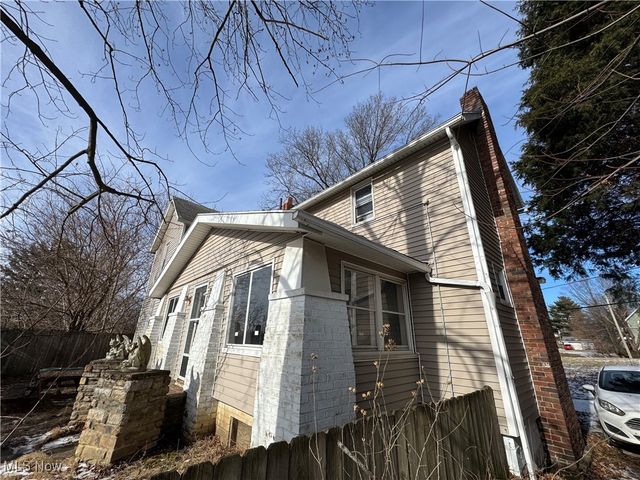 1124 Monnot Place NW, Canton, OH 44703