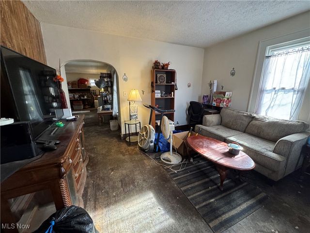 1124 Monnot Place NW, Canton, OH 44703