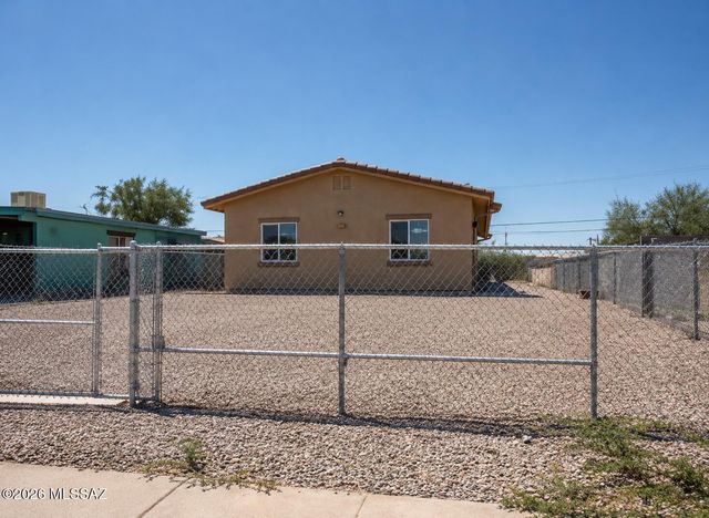 328 E 24th Street, Tucson, AZ 85713