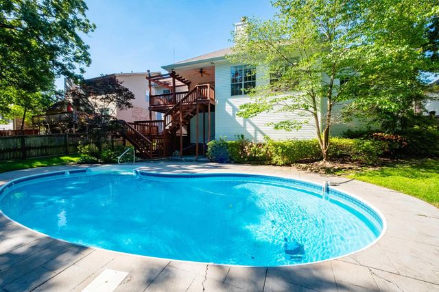 108 Duquesne Court, Little Rock, AR 72223