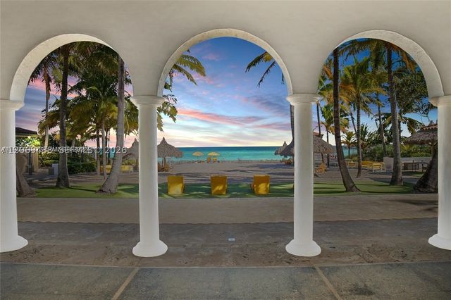 180 Ocean Blvd, Golden Beach, FL 33160