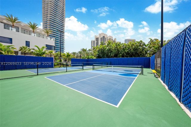 180 Ocean Blvd, Golden Beach, FL 33160