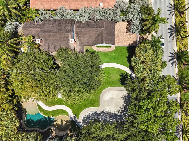 180 Ocean Blvd, Golden Beach, FL 33160