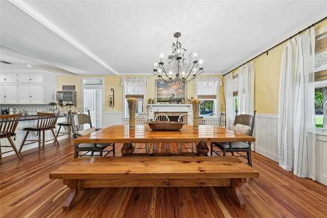 180 Ocean Blvd, Golden Beach, FL 33160