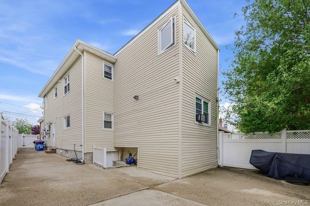 98 Seville Street, Elmont, NY 11003