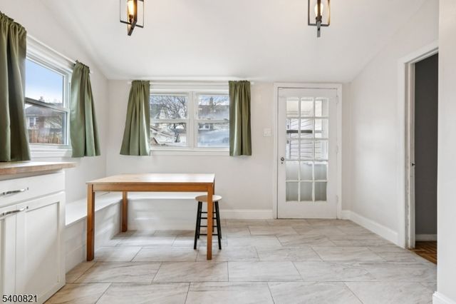 376 Hollywood Ave, Hillside Twp., NJ 07205