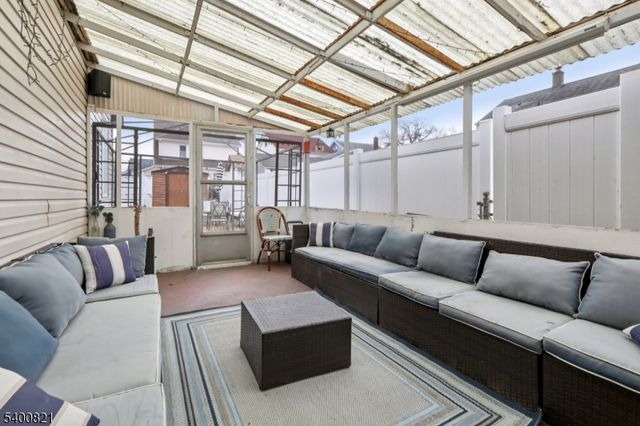 376 Hollywood Ave, Hillside Twp., NJ 07205