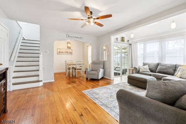 376 Hollywood Ave, Hillside Twp., NJ 07205