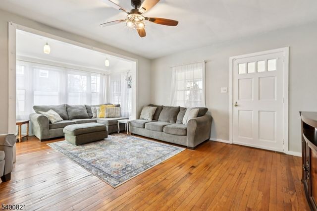 376 Hollywood Ave, Hillside Twp., NJ 07205