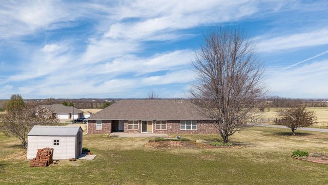 63991 E 297 Lane, Grove, OK 74344