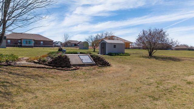 63991 E 297 Lane, Grove, OK 74344