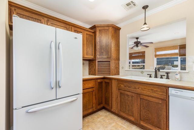 63991 E 297 Lane, Grove, OK 74344