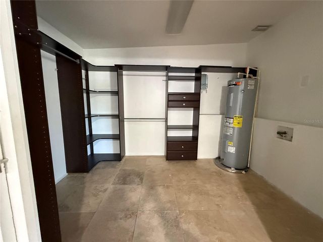 4426 W BAY COURT AVENUE, Tampa, FL 33611