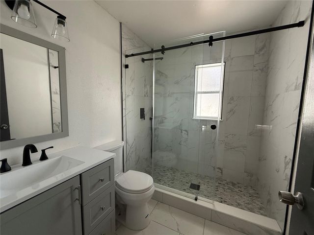 4426 W BAY COURT AVENUE, Tampa, FL 33611