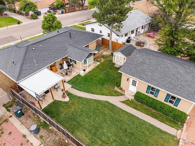2911 Country Club Dr, Pueblo, CO 81008