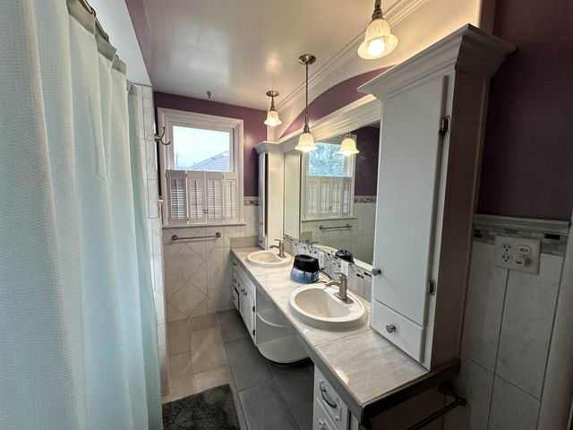 3824 Beaver Avenue, Fort Wayne, IN 46807