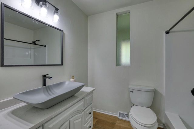 9006 W Cheyenne COURT, Milwaukee, WI 53224
