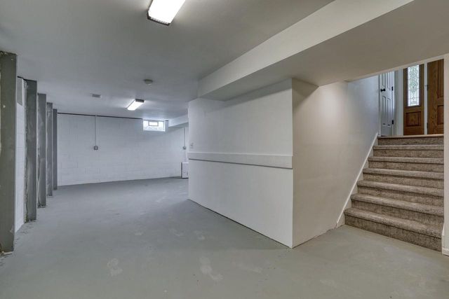 9006 W Cheyenne COURT, Milwaukee, WI 53224