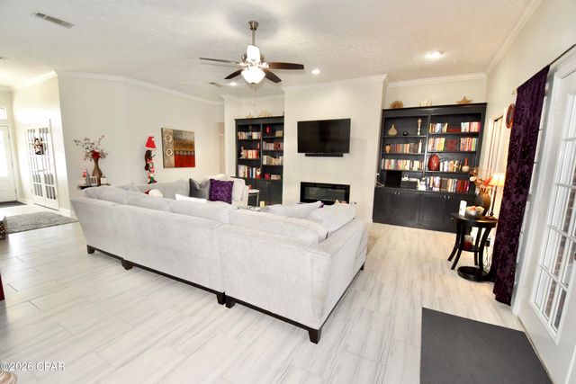 2601 Parkwood Drive, Panama City, FL 32405