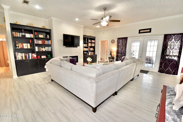 2601 Parkwood Drive, Panama City, FL 32405