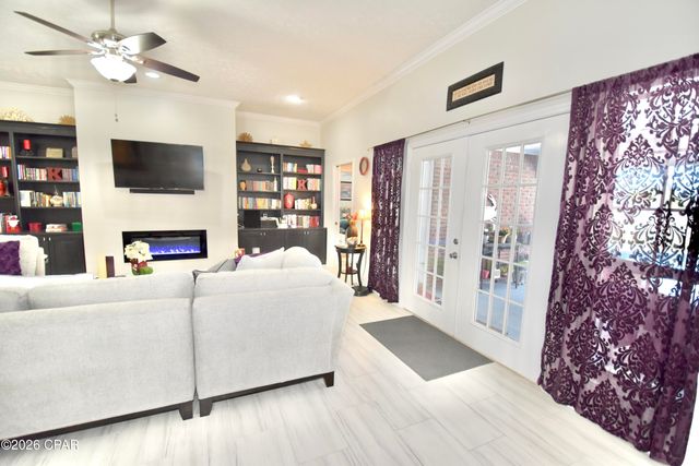 2601 Parkwood Drive, Panama City, FL 32405