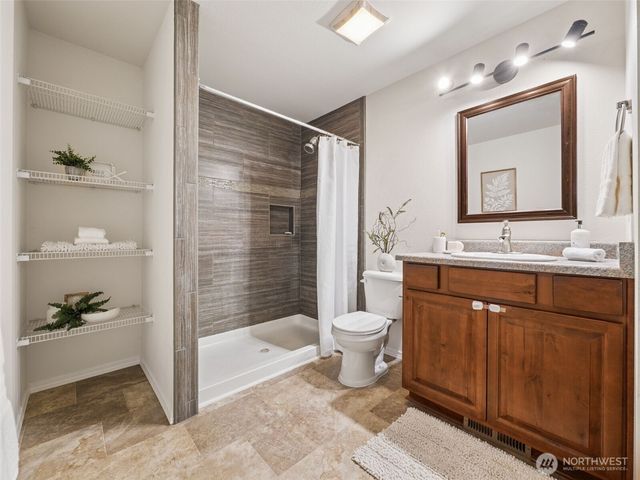 10208 55th Avenue E, Puyallup, WA 98373