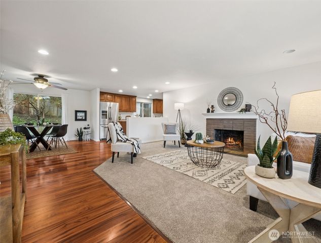 10208 55th Avenue E, Puyallup, WA 98373