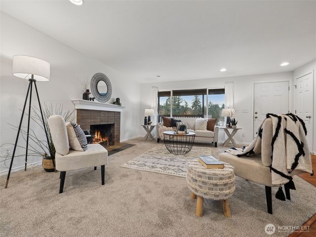 10208 55th Avenue E, Puyallup, WA 98373