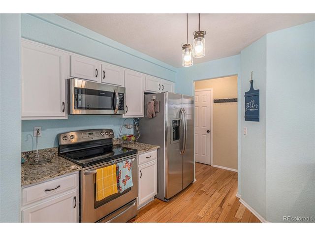 4749 Waldenwood Dr, Highlands Ranch, CO 80130