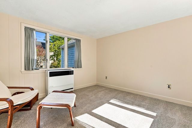 25 Orchard Rd, Natick, MA 01760