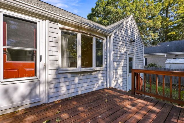 25 Orchard Rd, Natick, MA 01760