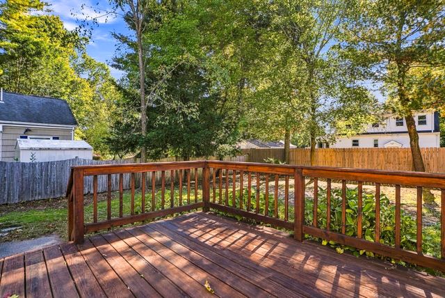 25 Orchard Rd, Natick, MA 01760