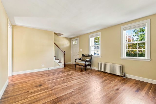25 Orchard Rd, Natick, MA 01760