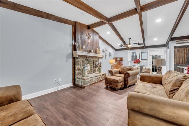 831 Osceola Dr, Whitwell, TN 37397