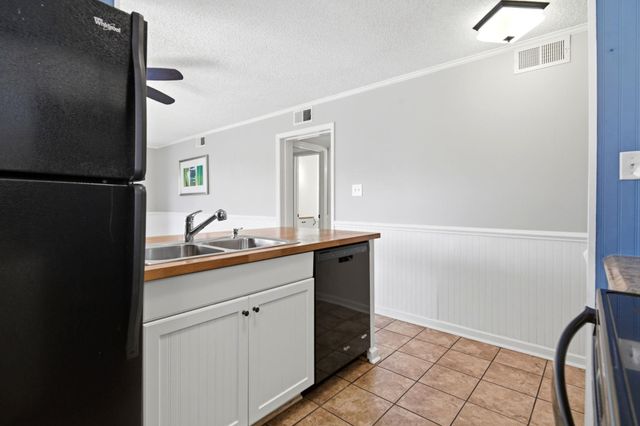 609 Hillside Dr. A5, North Myrtle Beach, SC 29582