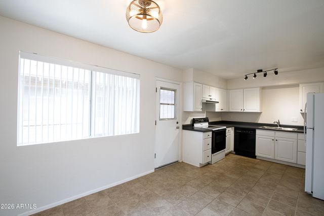 2725 S Rural Road 14, Tempe, AZ 85282