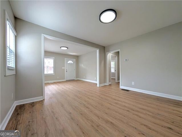 1377 Pine Avenue, Atlanta, GA 30344