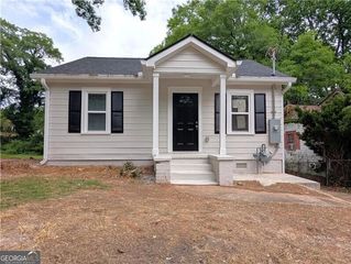 1377 Pine Avenue, Atlanta, GA 30344