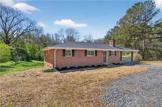198 Pittman Circle, Westminster, SC 29693