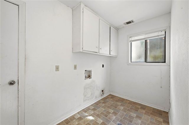 2520 Faulkner Drive, College Station, TX 77845