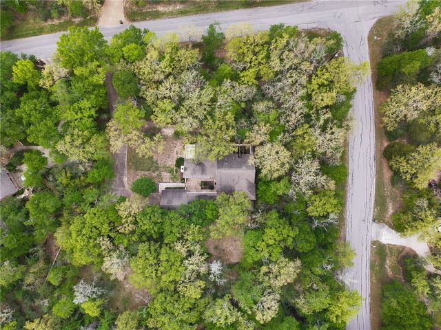 2520 Faulkner Drive, College Station, TX 77845